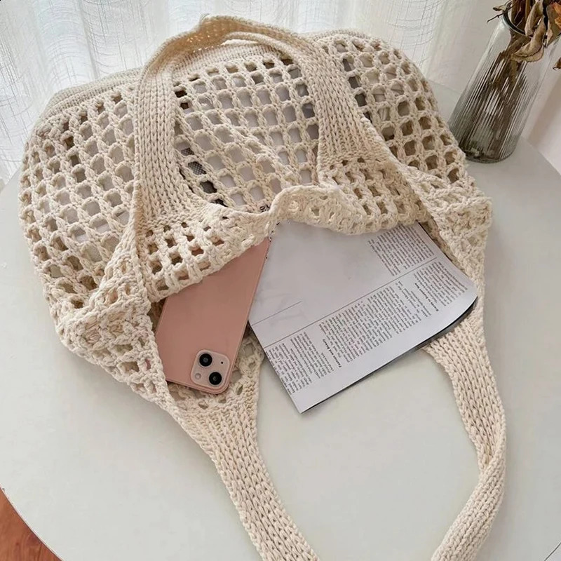 Casual Hollow Knitted Large Tote Bag Handmade Woven Women Shoulder Bags Summer Beach Shopper Purses 240816