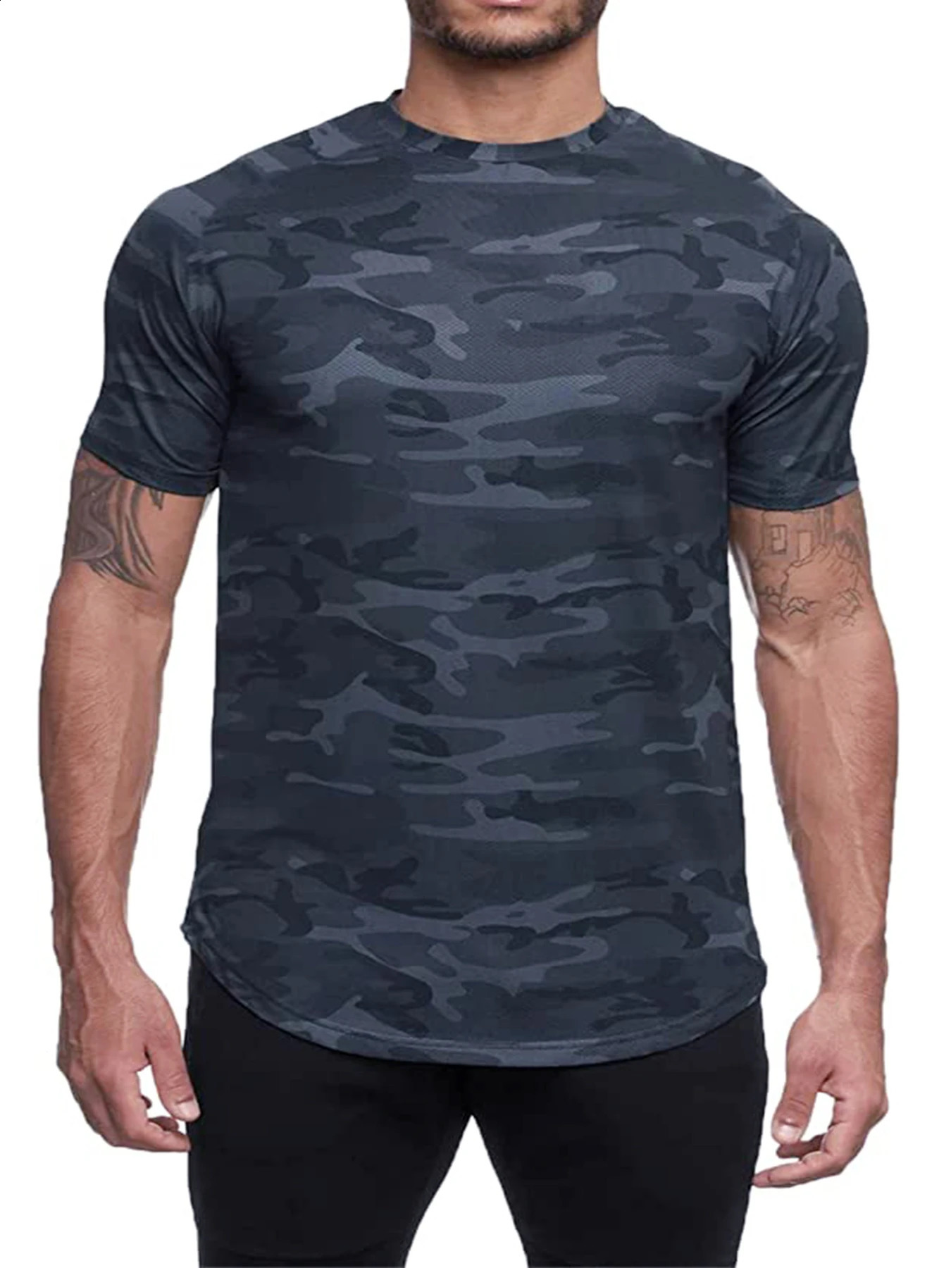 Summer sports quickdrying shortsleeved Tshirt Mens running outdoor training halfsleeved breathable gym fitness clothing 240816