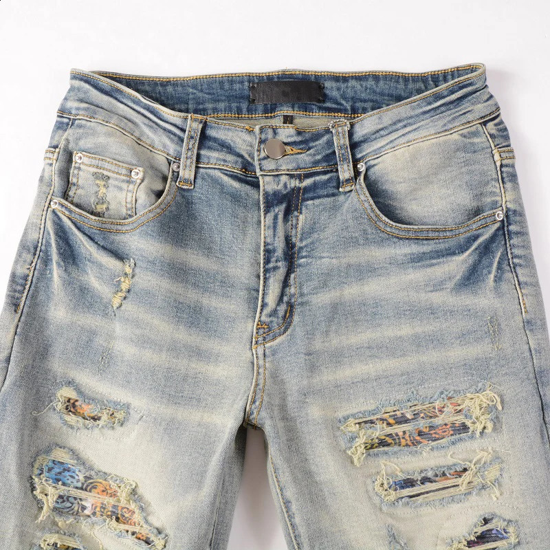 Mens Distressed Blue Bandanna Patch Work Hole Repair Tight Elastic Mouse Slim fit Open Back Jeans 240816