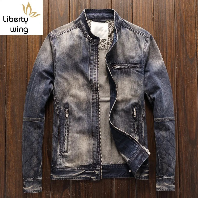High quality mens long sleeved Oneck zipper flying denim jacket fashionable retro motorcycle loose fit plus size 240816