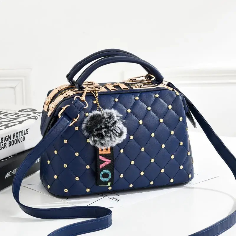 Korean Version Of The Rivet Shoulder Diagonal Package Fashion Casual Ladies Small Square Crossbody Bag Jinli 25X13X16cm 240817