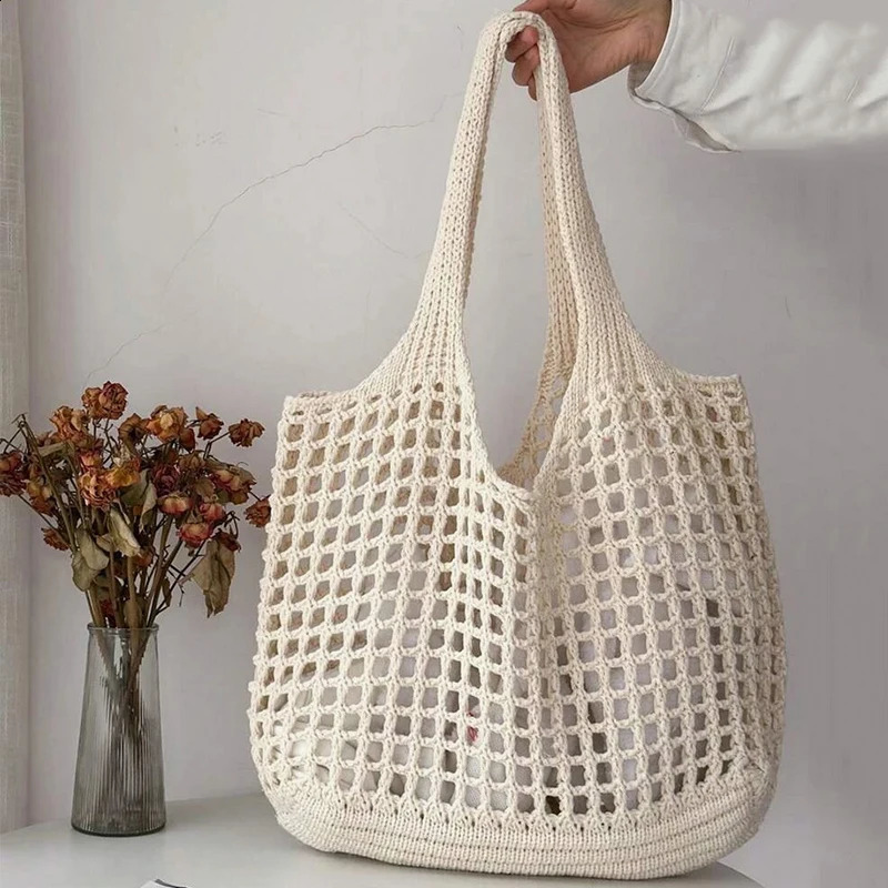 Casual Hollow Knitted Large Tote Bag Handmade Woven Women Shoulder Bags Summer Beach Shopper Purses 240816