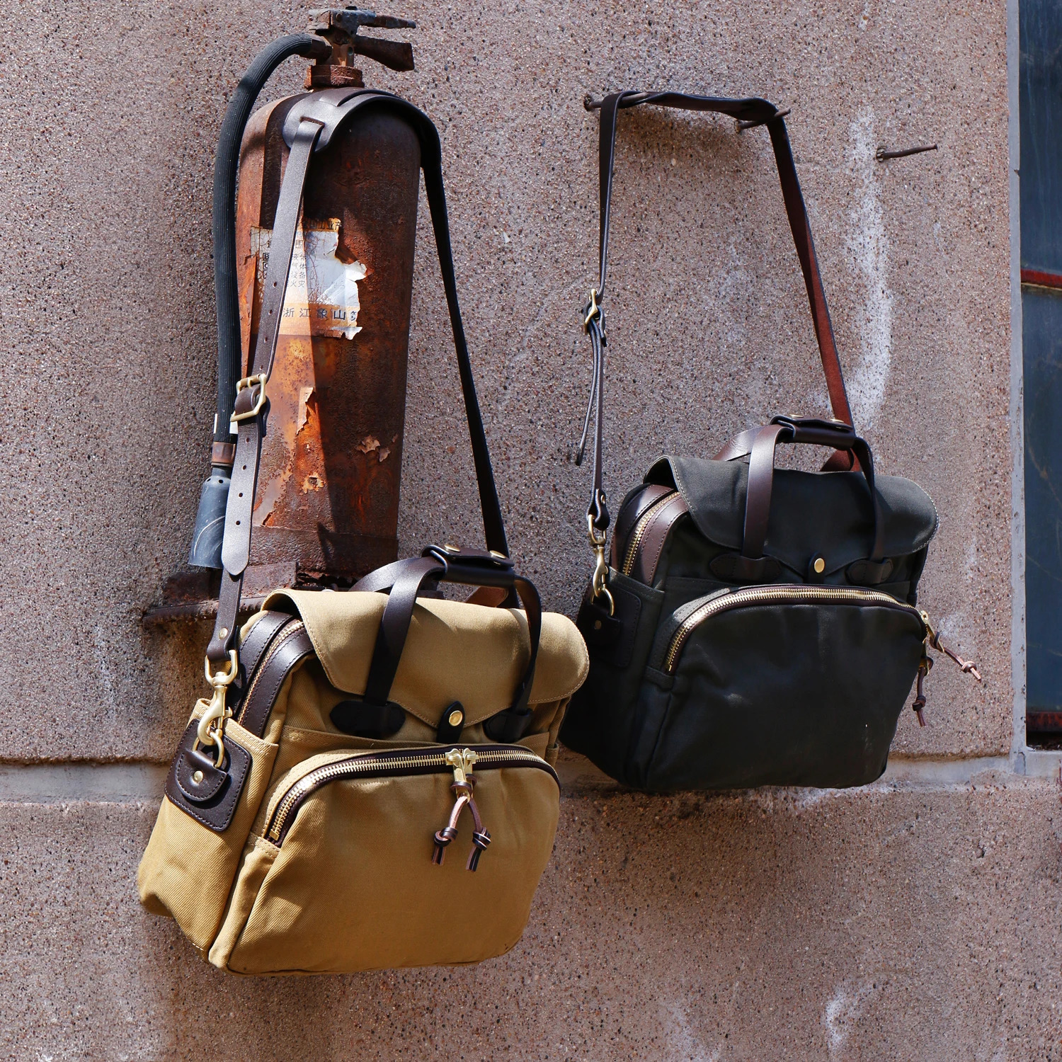 Tailor o 70258 American Heavy Canvas Size 39*34*9cm Saddle Leather Shoulder Strap Business Computer Bag 240816 09d0