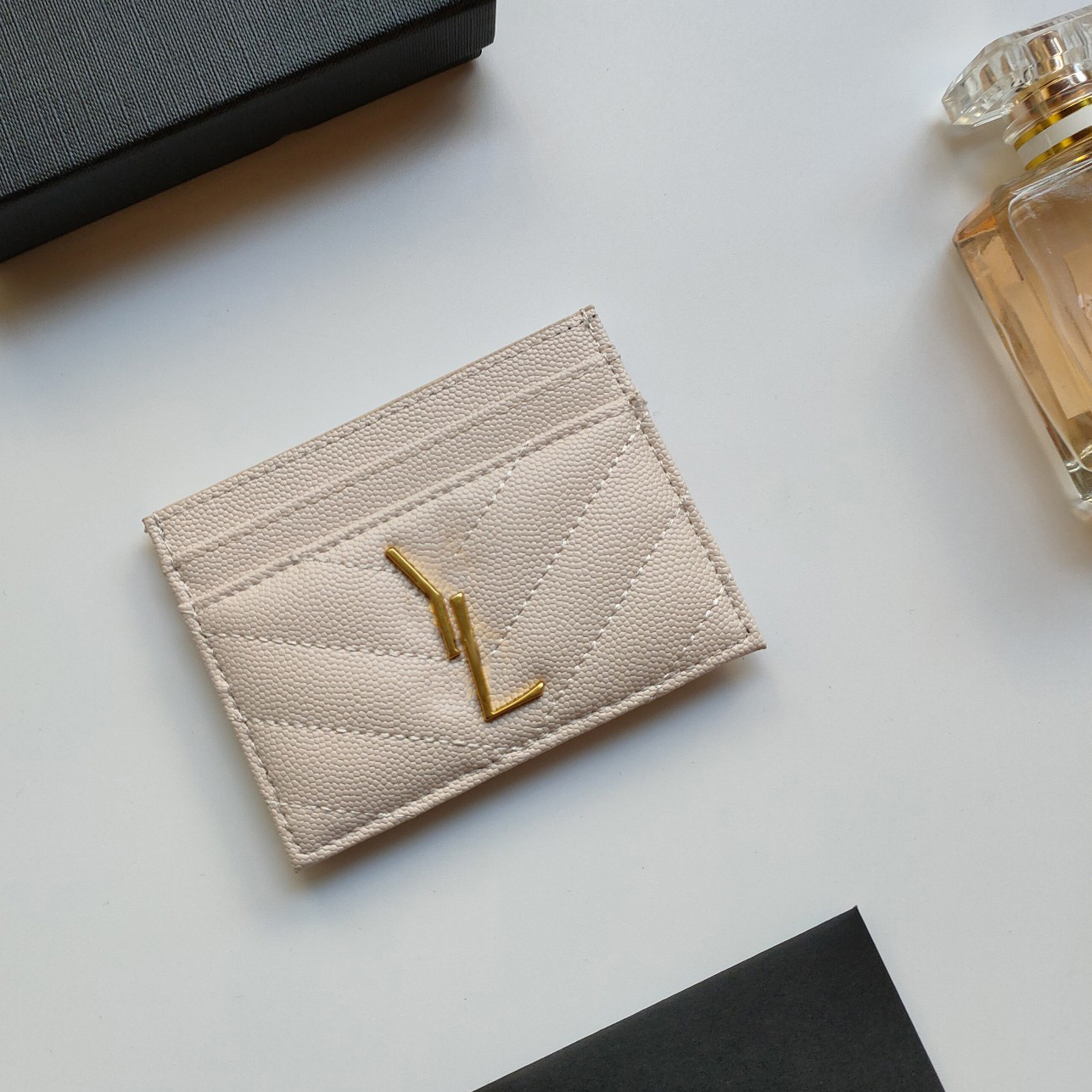 Card Holder Wallets Lady Designer Bag Coin Pouch High Quality Genuine Leather Gold or Silver Letter Sheepskin or Caviar Cowhide Womens Wallet Mini Bag Cardholder