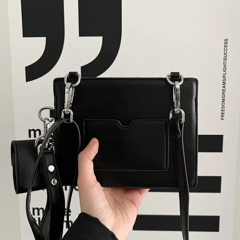 Vintage Man Small Square Bag Solid Black Shoulder with Coin Purse 2023 Leather Flip Messenger Bags box 2pcs Set 240816Z