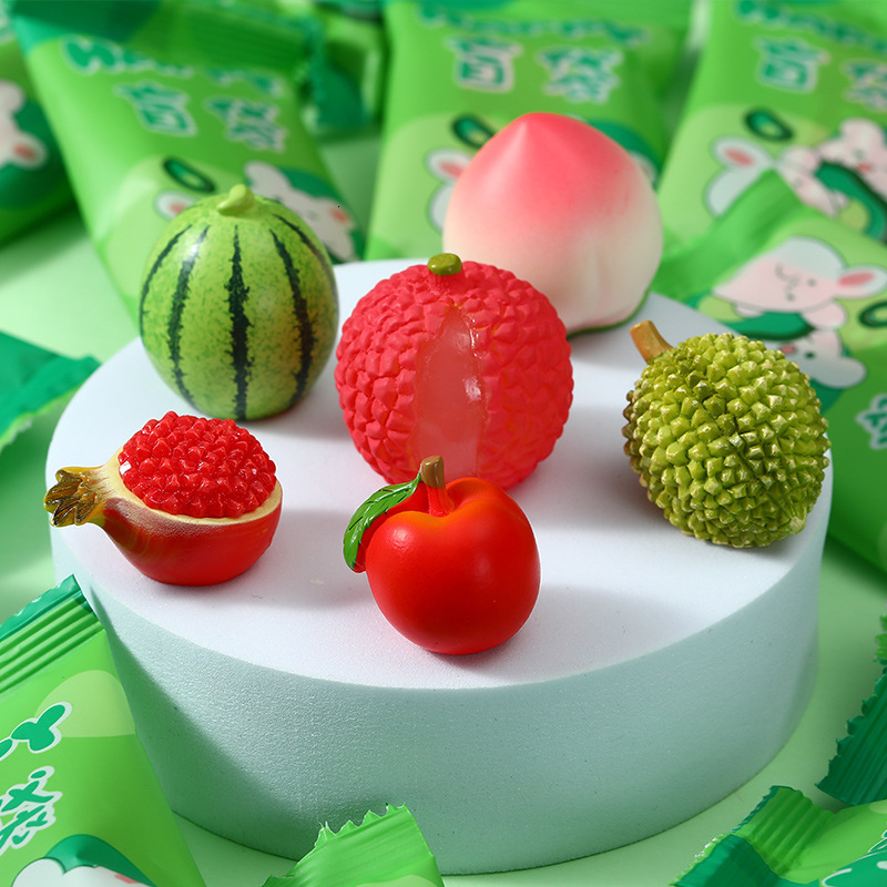 Miniature simulation three-dimensional fruit blind bag grape durian lychee watermelon mini accessory accessories for children's house decoration 
