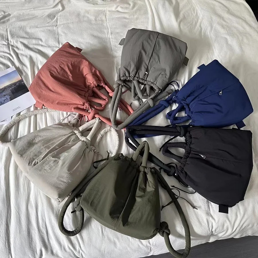 Fashion Padded Shoulder Cotton Quilted Backpack Down Space er Bags for Women Casual Drawstring Bag Shopper Purse 240819 14ea 4