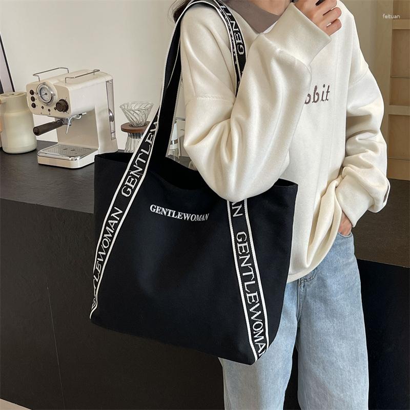 Shoulder Bags Fashion Gentle Woman Strap Letter Printed Canvas Bag 2024 Simple Casual
