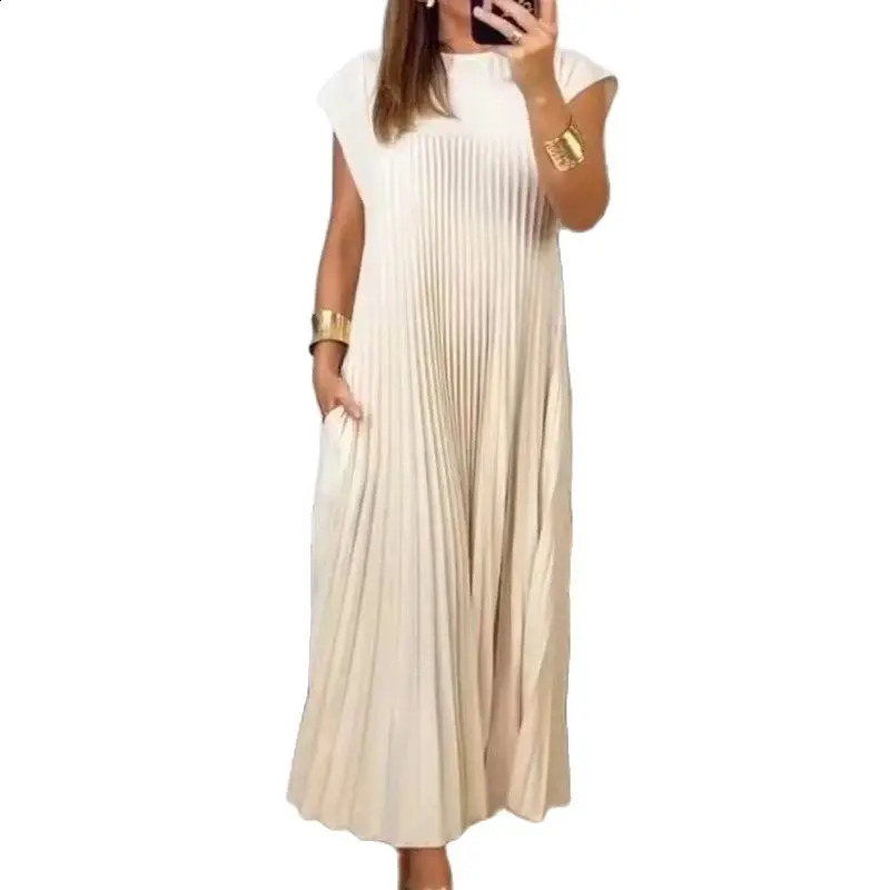 Women Summer Solid Color Pleated Dresses Fashion Comfortable Casual Flying Sleeve Dress Female Side Double Pockets Gown 240816