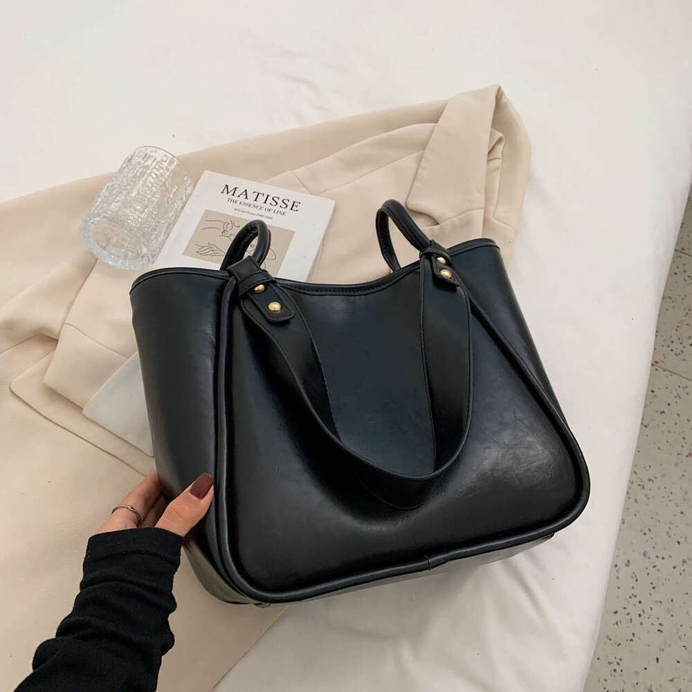 Commuting Large Capacity Tote Single Shoulder Armpit Handbag Plain Color Women Shopping Bag High Quality