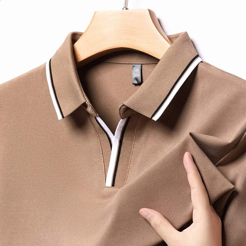 Summer Mens Solid Short Sleeved Striped Lapel Polo Shirt Breathable Comfortable Top V-neck Lightweight Tshirts for Men 240816
