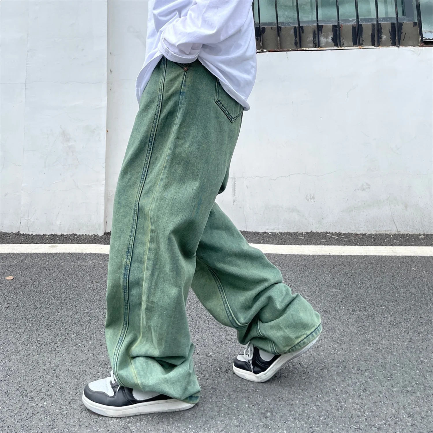 Harajuku Style Straight Jeans Mens Y2k Streetwear Trend Green Purple Trousers Casual Baggy Wide Leg Jeans Denim Pants 240816