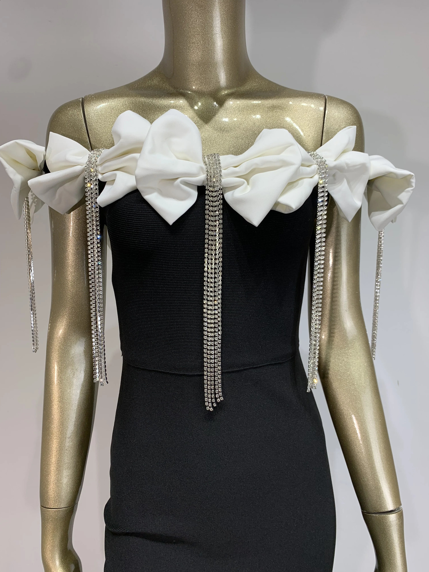 Women Celebrity Sexy Off Shoulder Flower Diamonds Black Bow Tie Maxi Long XL Bandage Dress Elegant Evening Club Party Dress 240819