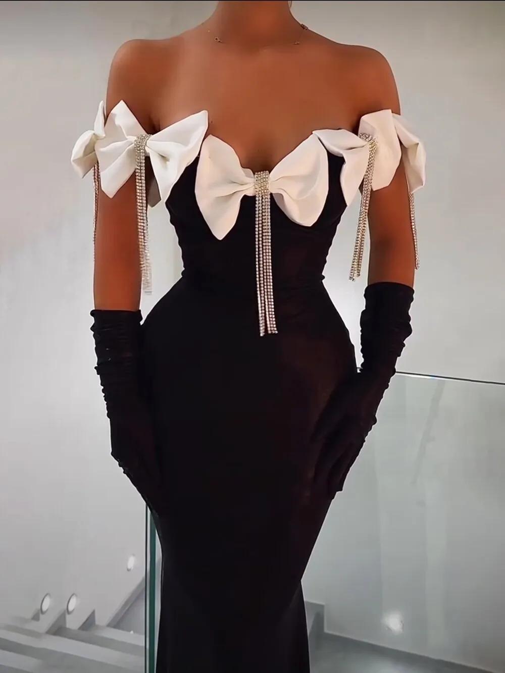 Women Celebrity Sexy Off Shoulder Flower Diamonds Black Bow Tie Maxi Long XL Bandage Dress Elegant Evening Club Party Dress 240819