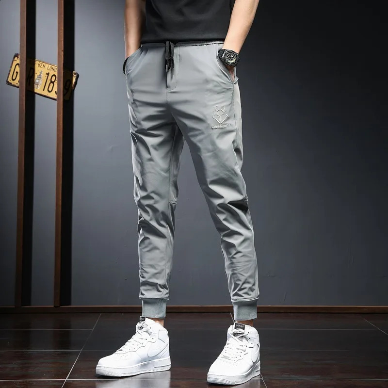 Mens Black Sport Jogging Pants Summer Lightweight Fashion Casual Embroidery Slim Fit Elastic Waist Drawstring Joggers Trousers 240822