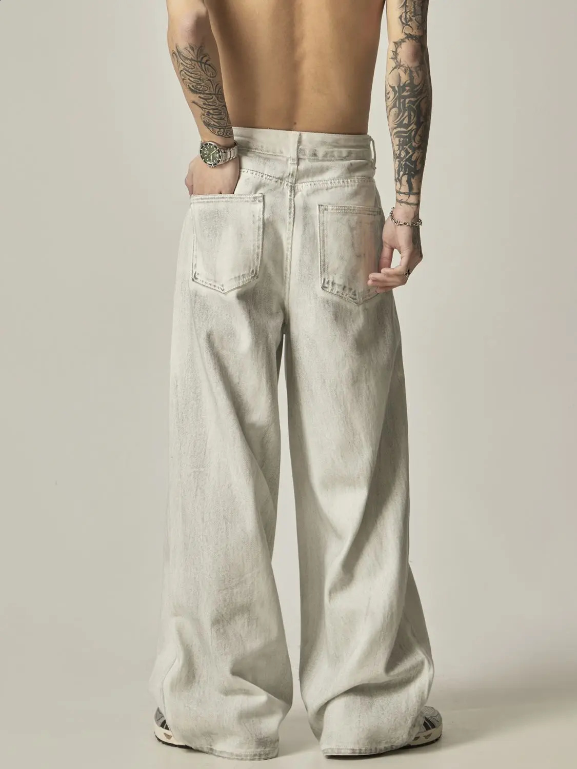 American retro street 2024 high street men and women trendy straight leg jeans loose wide leg dirty hip-hop casual pants y2k 240814