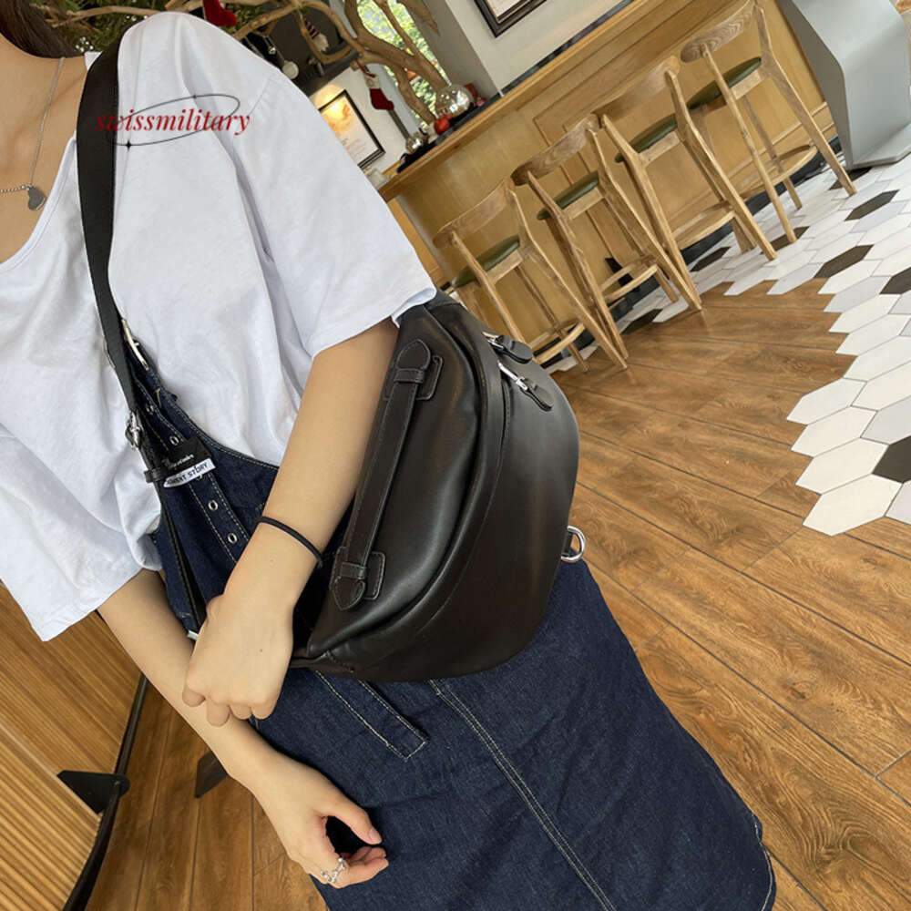 Swissmilitary Versatile Chest for Women 2024 Summer Trendy and Fashionable Crossbody Dumpling Texture Soft Leather Casual Small Bag #32