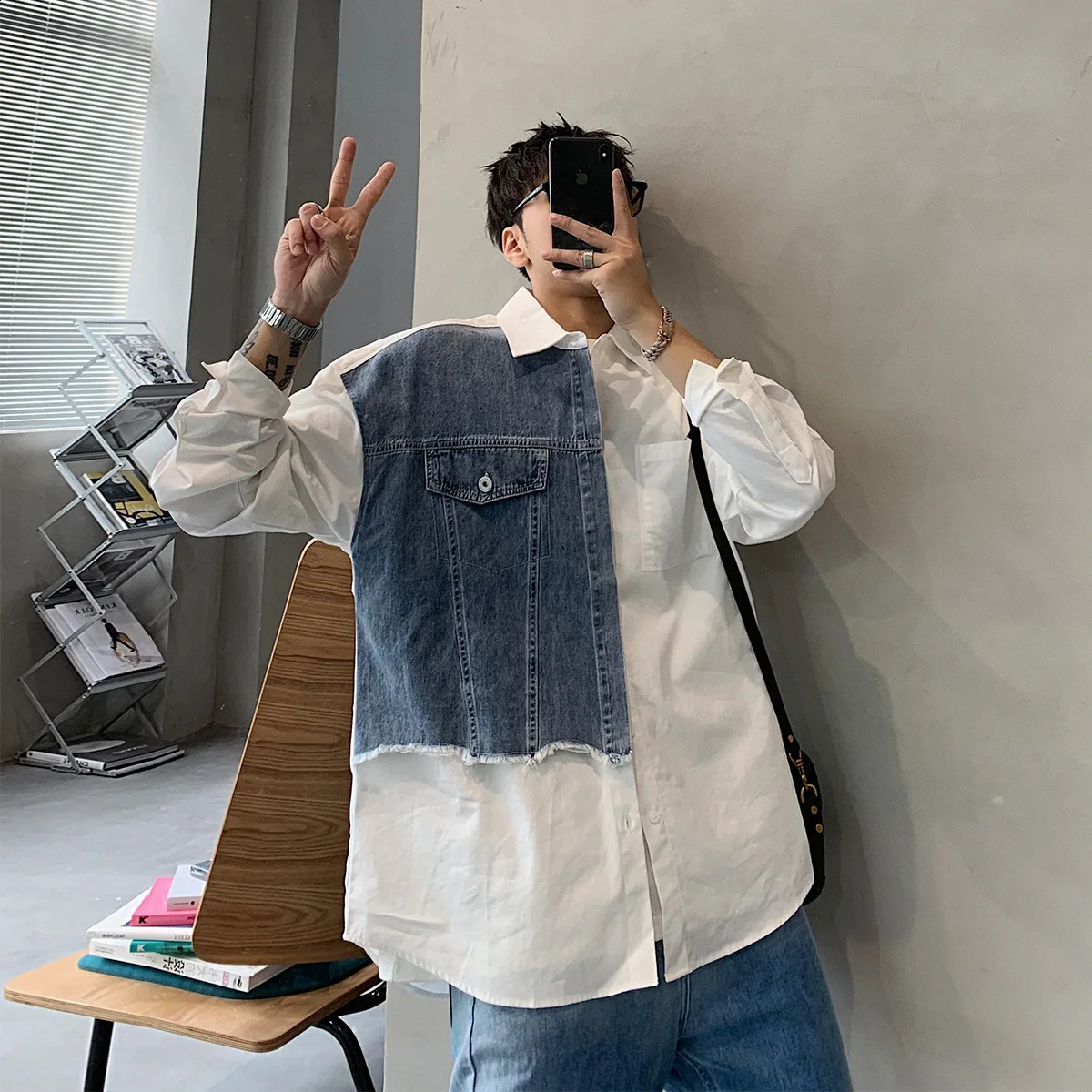 Denim Patchwork White Shirt Men Lapel Long Sleeve Button Loose Tops Spring Autumn Fashion Vintage Shirts Streetwear Male 240816