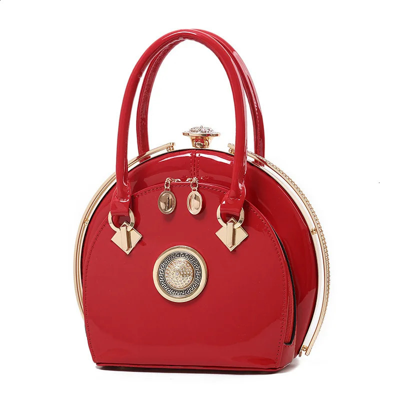 Diamond Wedding Bag Handbags Women Bags er Ladies Princess Classic Shell Clutch Party Purse Patent Pu Leather 240816