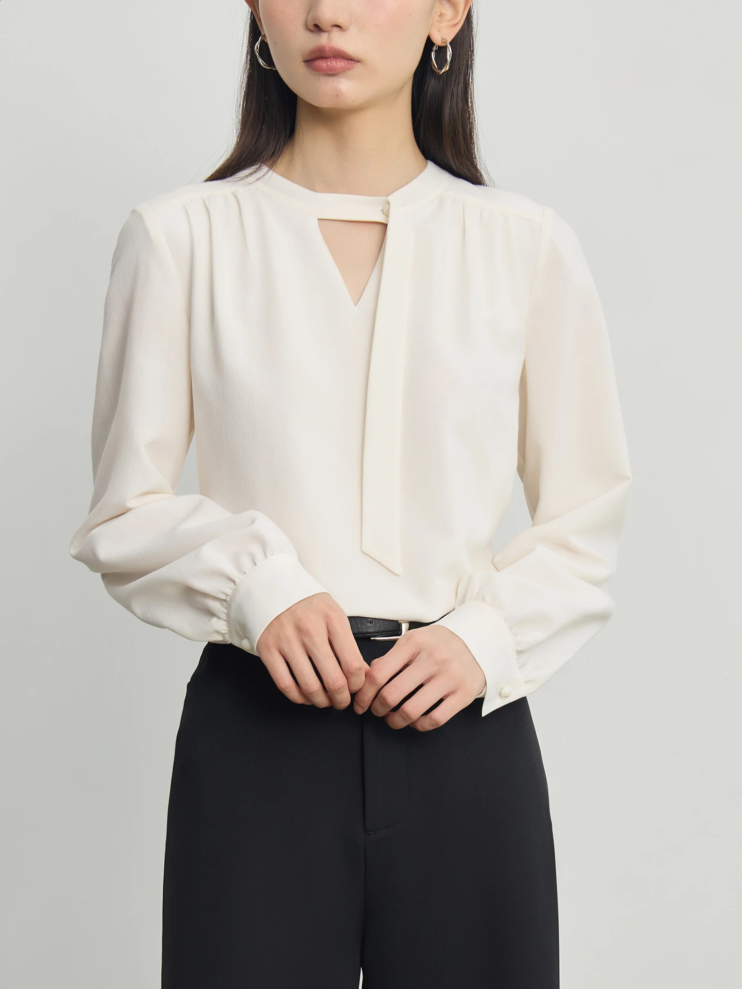 ZIQIAO Petite Fiber Vneck long sleeved womens autumn collection highend niche top 24ZQ93066 240814