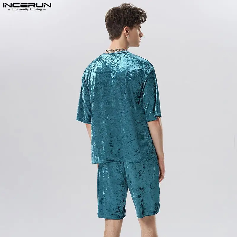 INCERUN Men Sets Velour Solid Color Streetwear Short Sleeve Pockets T Shirt Shorts 2PCS Loose Fashion Men Casual Suits 7 240816