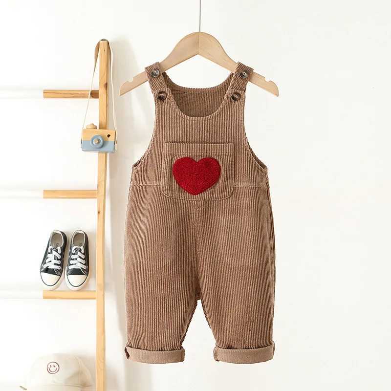2024 New Baby Clothing Girls Embroidered Love Corduroy Jacket Retro Boys Ribbon Suspension jumpsuit Loose Children Trousers W240806