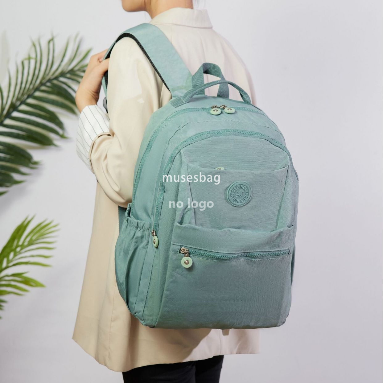 Foreign trade backpack new simple wind large capacity backpack waterproof nylon trade backpack wholesale