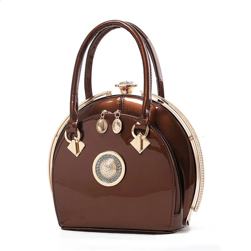 Diamond Wedding Bag Handbags Women Bags er Ladies Princess Classic Shell Clutch Party Purse Patent Pu Leather 240816