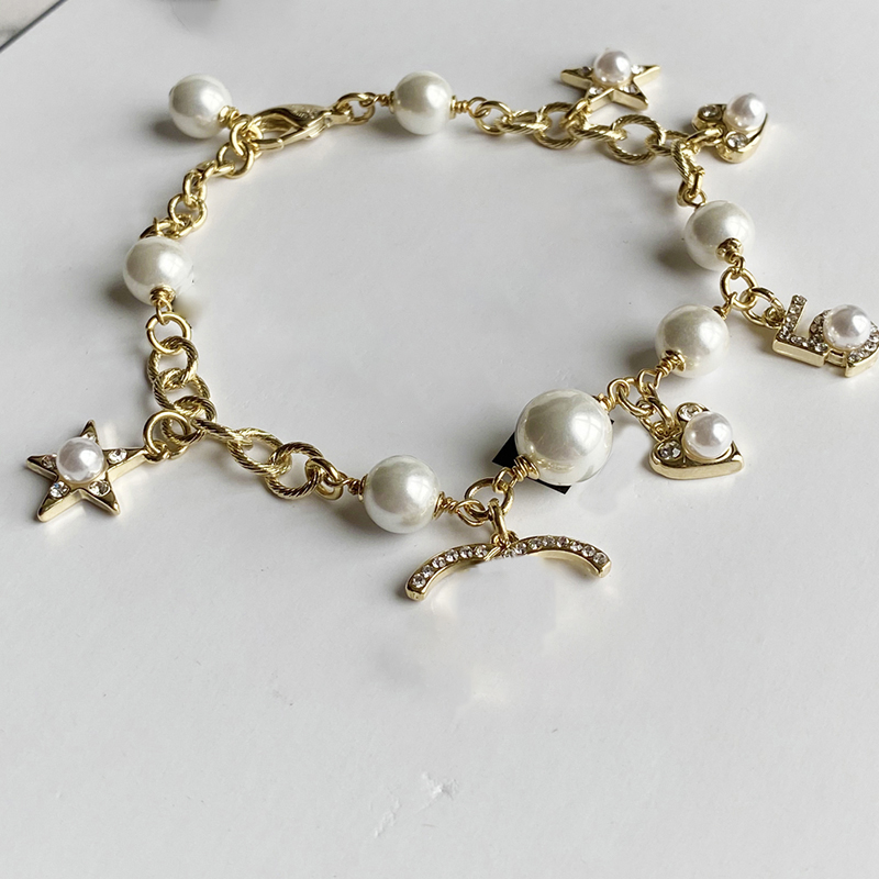 Bracelet designer bracelet Luxury Charm Bracelets for women bracelets pearls fashion trend ornaments bracelets Party Birthday gifts