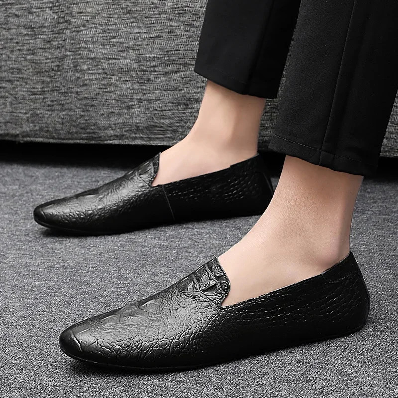 Men Shoes Moccasins genuine Leather Casual Driving slip on Shoes fashion Men Loafers outdoor Moccasins Italian Shoes for Men L5 240809