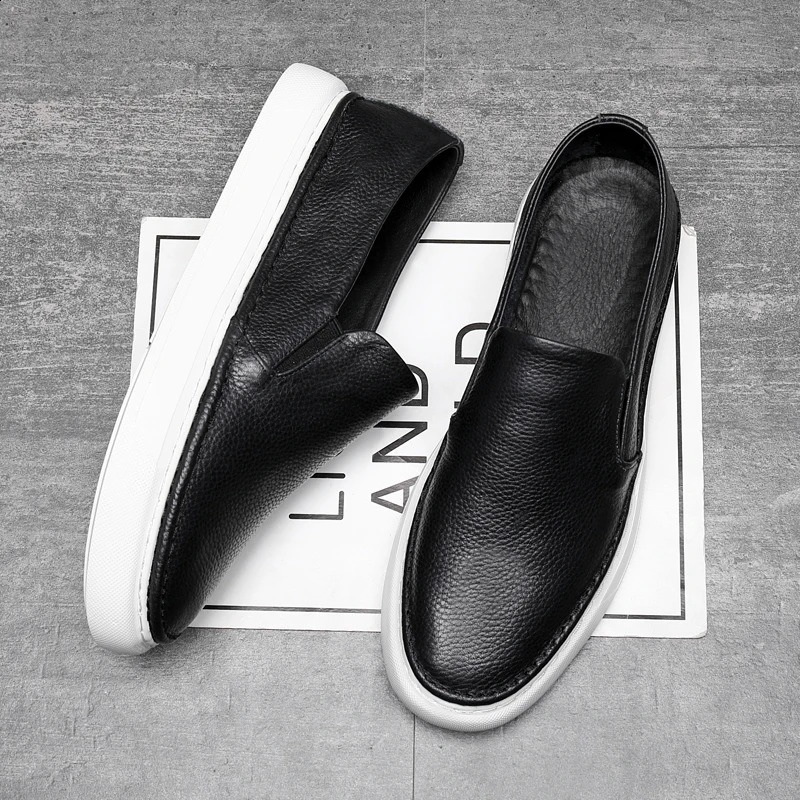 2024 Men Casual Shoes Genuine Leather Loafers Office Shoes for Men Driving Moccasins Comfortable Slip on Party Fashion Shoes Men 240809