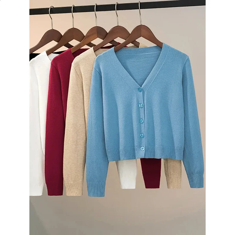 Sweater knitted cardigan button jacket autumn winter long sleeve casual short tops for women sweater Grey White 240819