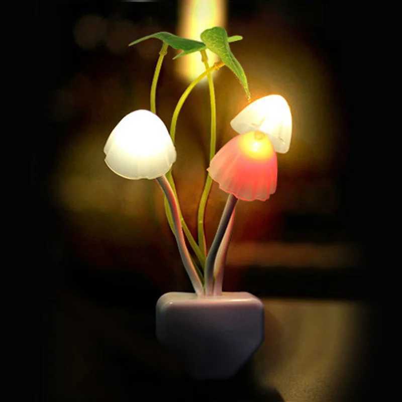 Novelty Mushroom Fungus Night Light EU US Plug Light Sensor 220V 3 LED Colorful Mushroom Lamp Led Night Lights M251118