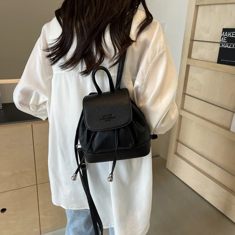 Womens Mini Shoulder Backpack Soft PU Leather Solid Color Shoulder Bags for Small Casual Bagpack Student School Backpacks 240816