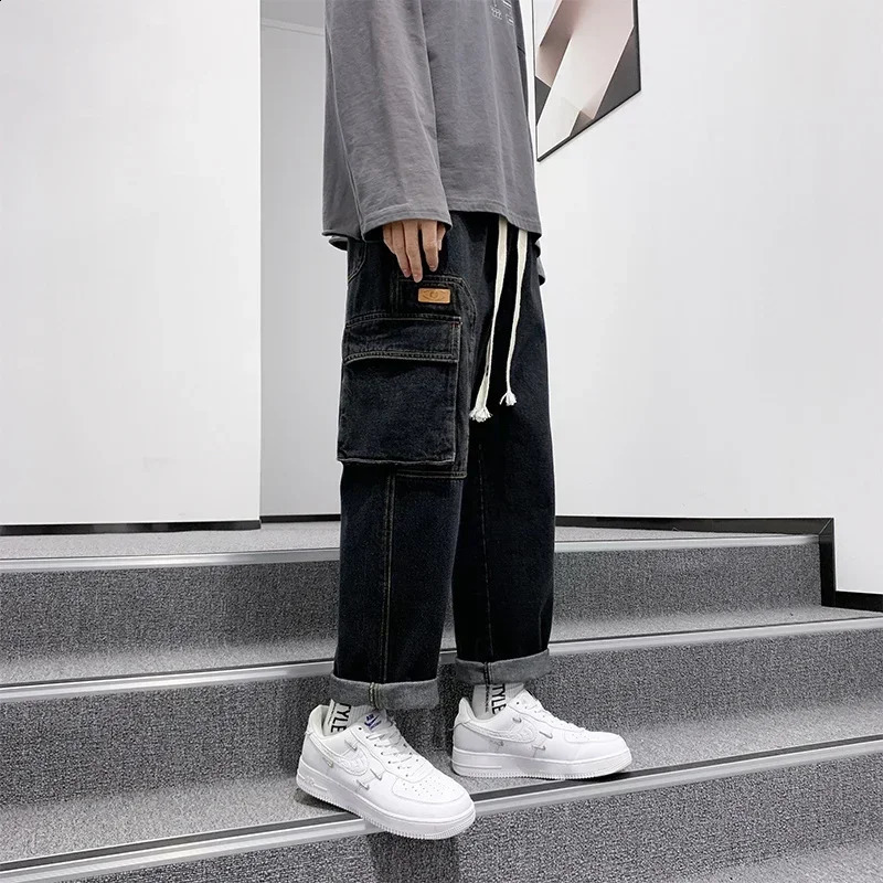 Cargo Jeans Men Streetwear Denim Jogger Pants Men Baggy Harem Jean Trousers Plus Size 8XL Mens Loose Fitting Sports Casual Jeans 240816