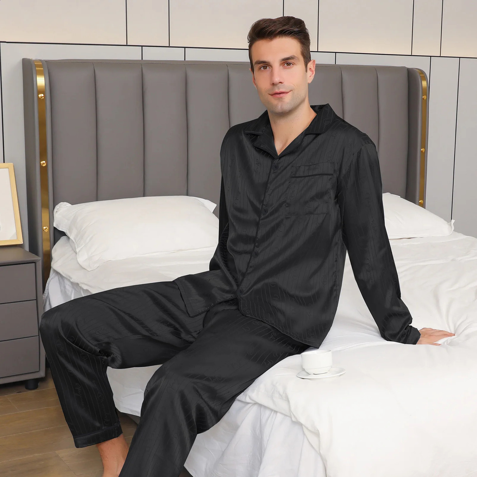Mens long sleeves summer ice beautiful home clothes mens spring and autumn casual thin cardigan can wear out two suits 240819