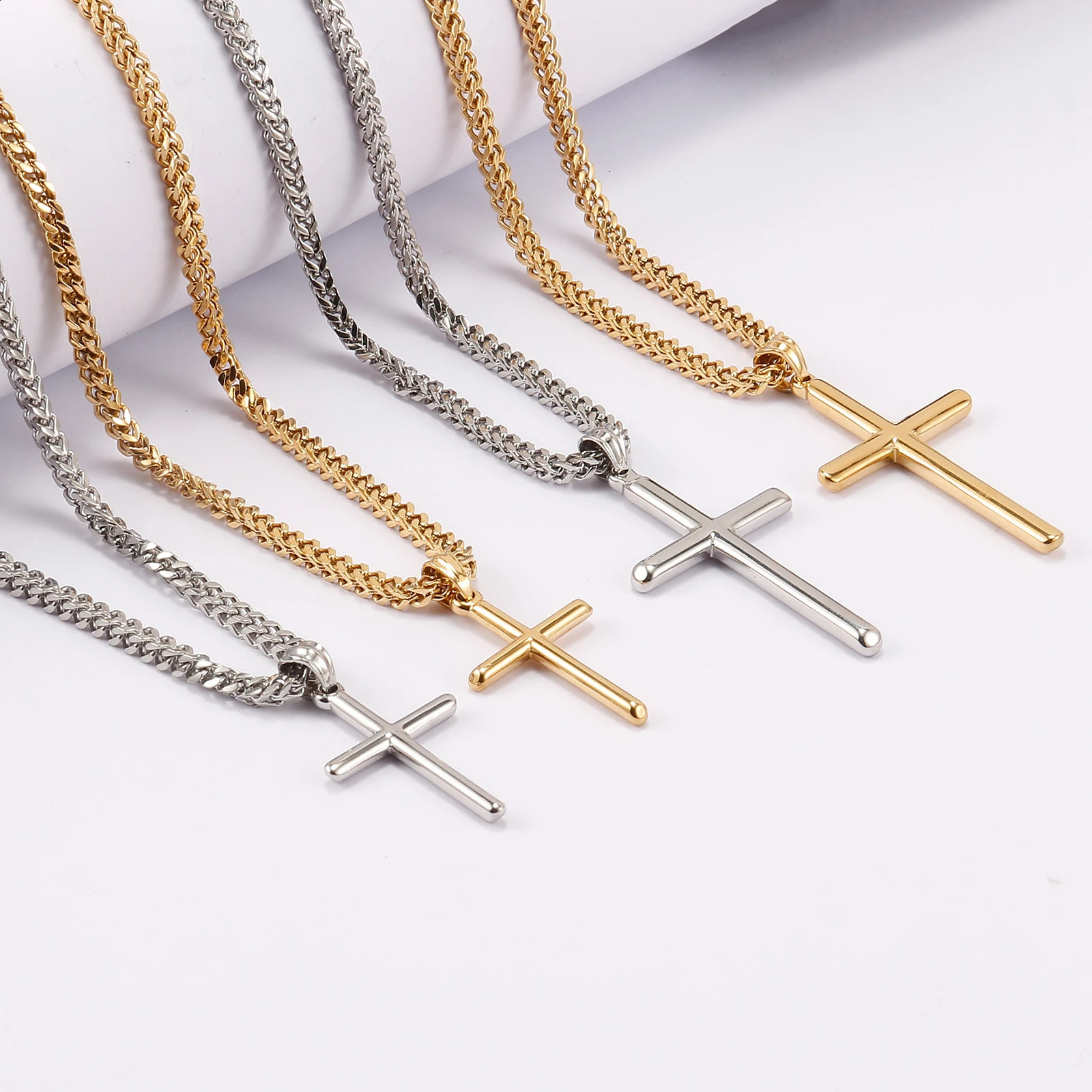 Punk Cross Pendant Link Chain for Men Women 316L Stainless Steel Hip Hop Necklace Gold Silver Fashion Jewelry Gift Waterproof 240813