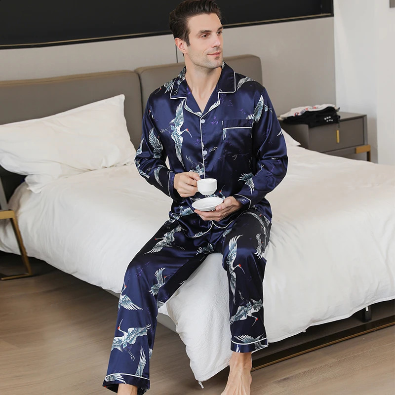 Mens pajamas long sleeves ice beautiful home clothes mens spring and autumn casual thin cardigan can wear out two suits 240819