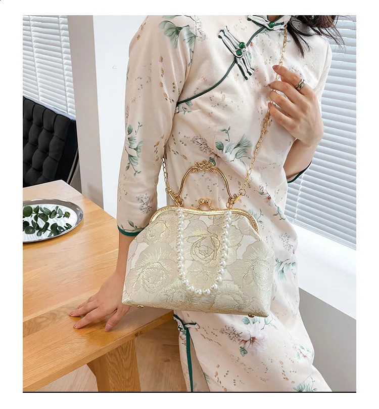 Lace womens handbag chain shoulder retro Chinese wedding party shell cross body elegant high-end messenger bag 240819 8cb7 4