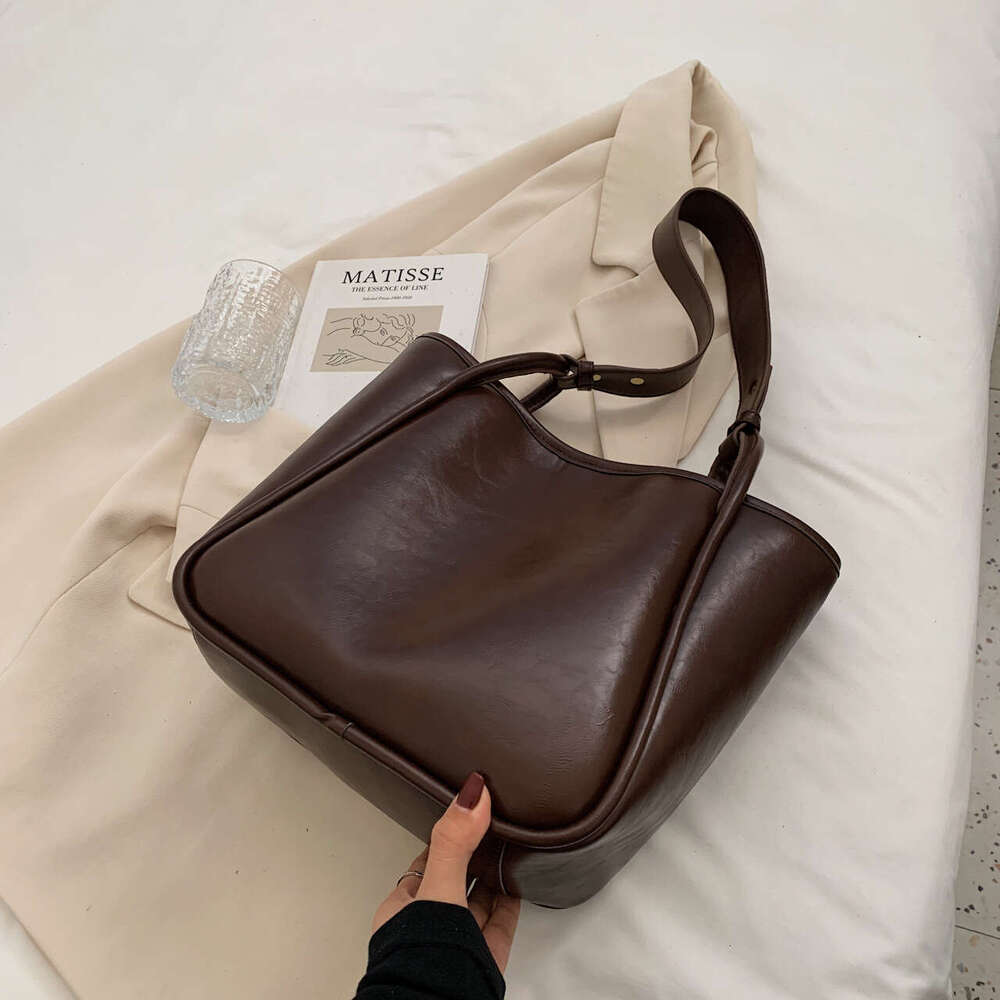Commuting Large Capacity Tote Single Shoulder Armpit Handbag Plain Color Women Shopping Bag High Quality