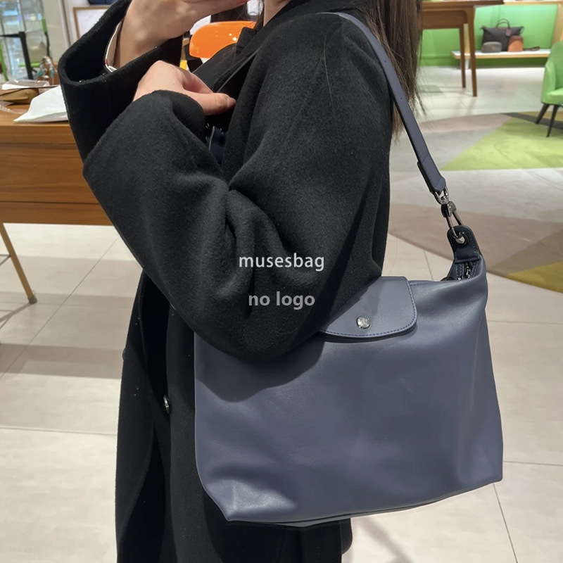 New high quality large capacity Armpit Tote Commuter crossbody Handbag Stylish single shoulder handbag for women