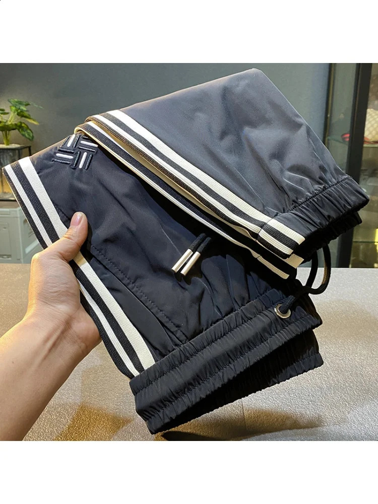 Ice Silk Casual Pants Mens Summer Thin and Soft Elastic Breathable Sports Quick-Drying Ankle Length Jogger Pants 240819