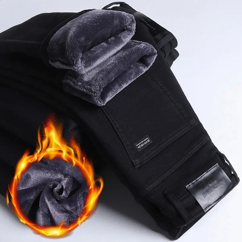 2024 Men Winter Warm Black Straight Thcik Fleece Jeans Fashion Casual Baggy Classic Style Solid Denim Trousers Male Clothing 240816