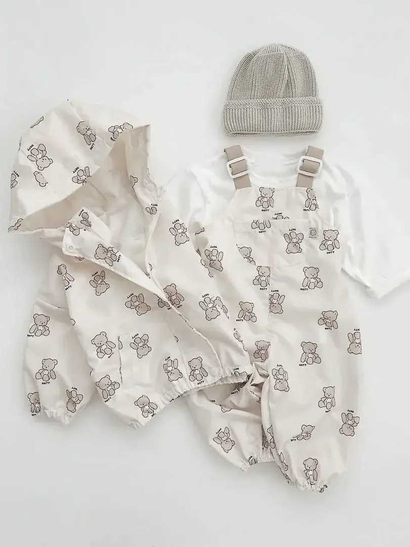 Newborn Clothing New Autumn Girl Baby Cartoon Rabbit Cover Boy Baby Fashion Cute Bear Print Waterproof Pendant jumpsuit W240806