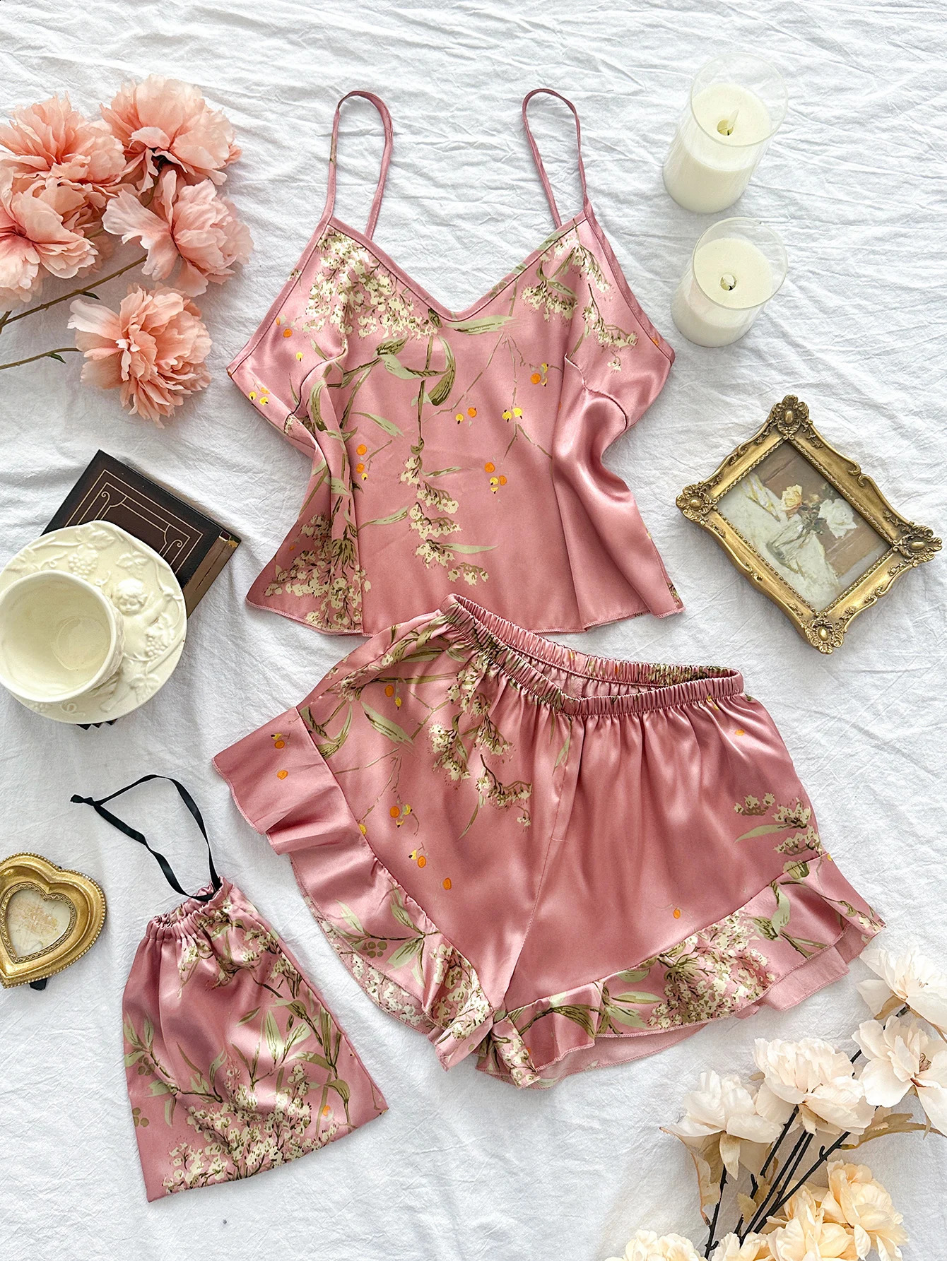Elegant printed Cami top with ruffled hem shorts pajama set for womens sleepwear casual wear w240819