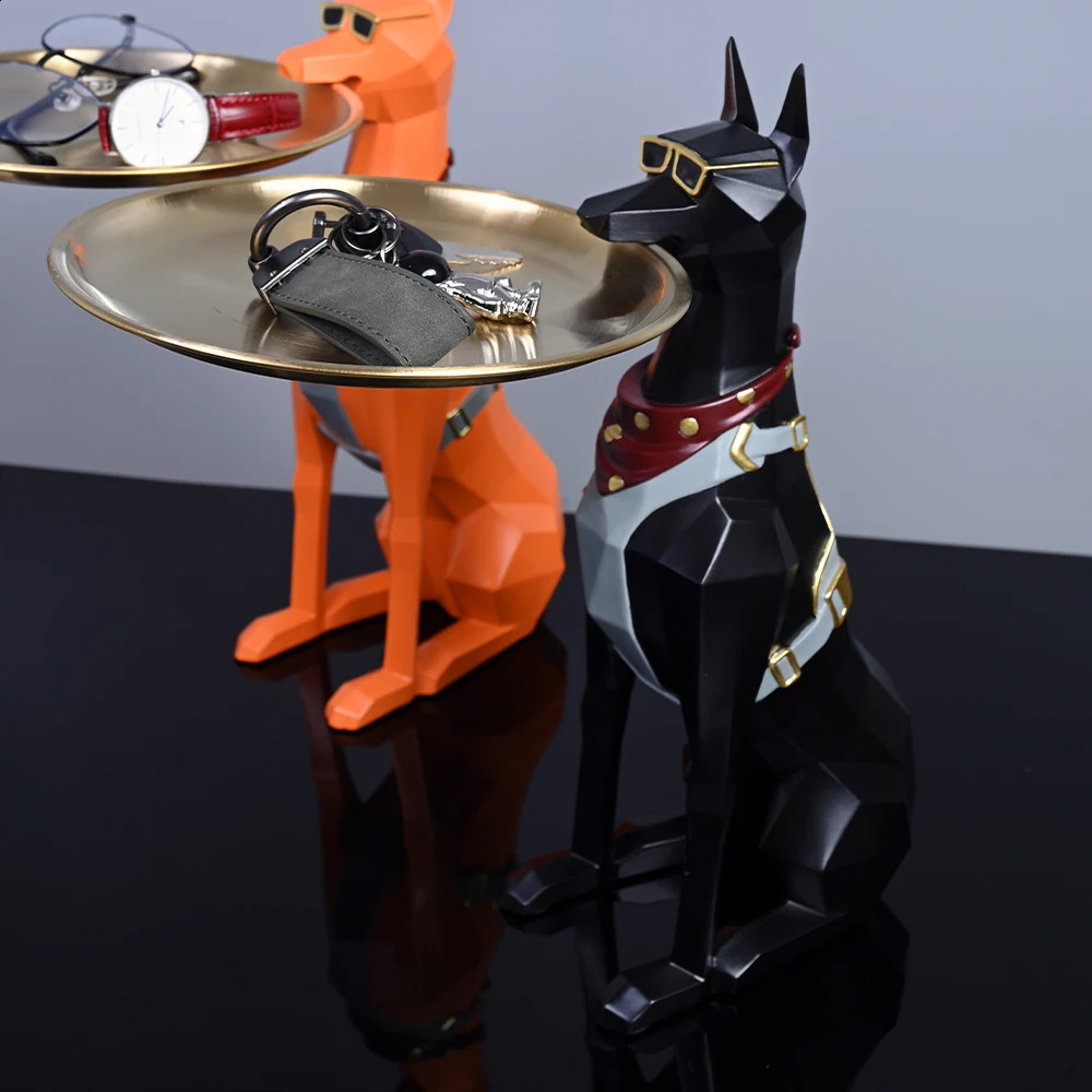 Resin Art Dog Statue Butler with Tray for Keys Jewelry Holder Doberman Pinscher Sculptures Living Room Decoration Table Ornament 241105
