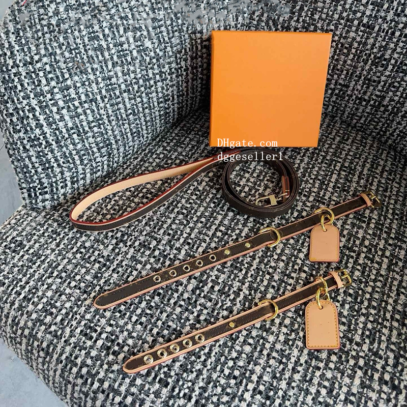 Designer Dog Collars Leashes Set with Classic Old Flower Pattern, Soft Padded Leather Dog Collar with Adjustable Rust-Proof Metal Buckle for Small Dogs, Luxury Style, S