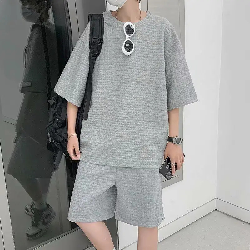 Mens Summer Waffle Two Piece Set Half Sleeve T-shirt Shorts Casual O-neck Hong Kong Style Loose Sports Fashion Suit 3 Colors 240816