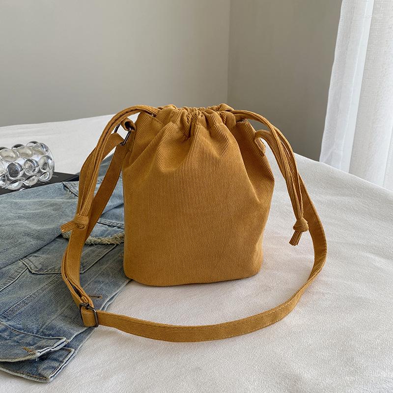 2025 NEW Bag Solid Color Corduroy Simple All-match Drawstring Bucket Retro Shoulder Western Style Messenger For Women zhanyishengli