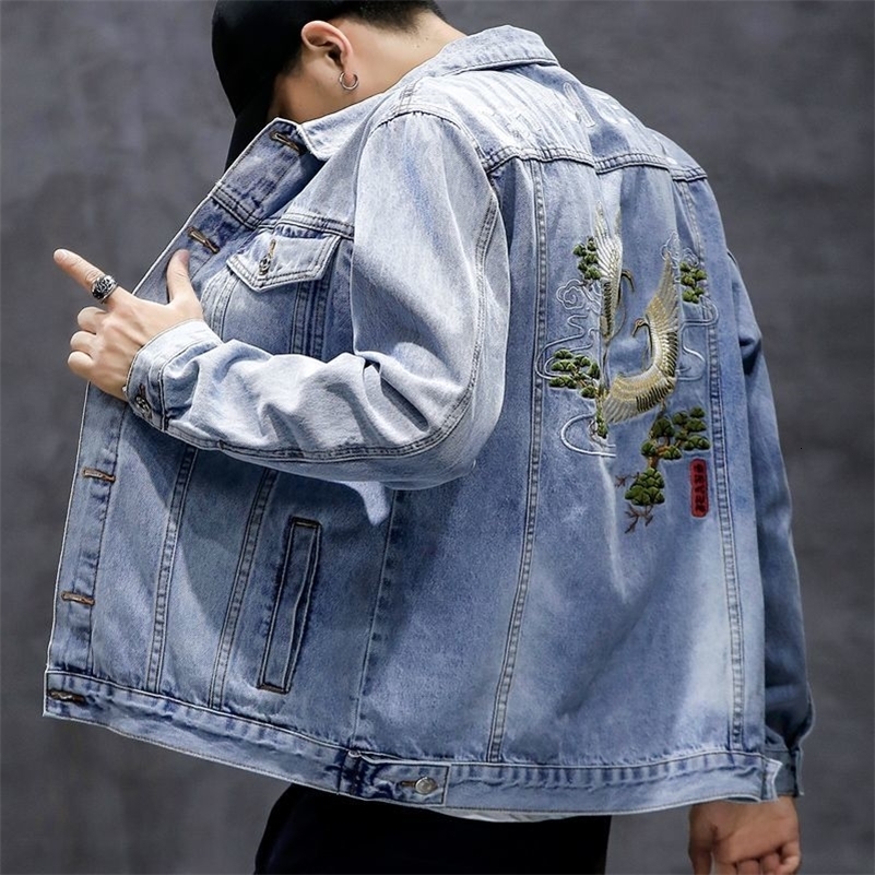 Mens Denim Jacket with Embroidery Male Jean Coats Blue Original Autumn Menswear Y2k Fashion Washed Joker Cowboy Large Size L G 240816